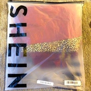 Red and Leopard Panel Tee and Tie Front Set